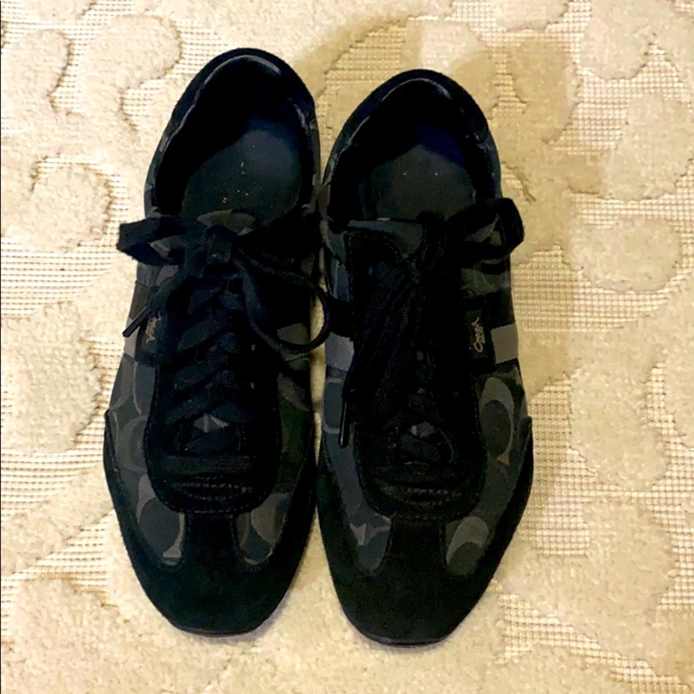 Preowned black Coach Sneakers size 6.5